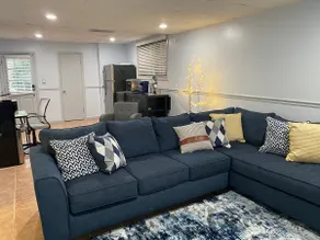 Stylish 1 BR basement apartment near Stn Mtn Park - Image 3