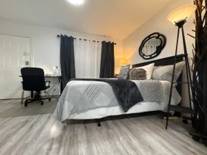 Adorable & Cozy Furnished Unit near RCH - Image 2