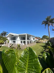 Coastal two bedroom home minutes from water’s edge - Image 3