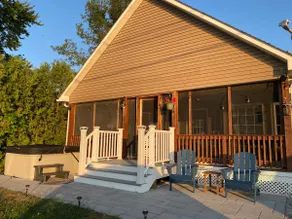 Sunrise Lake House! Comfort-Hot Tub-Beach - Image 3