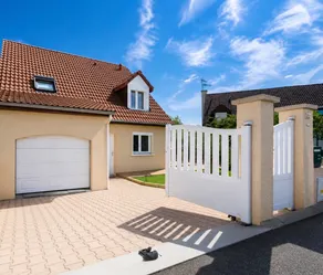 Charming air-conditioned house with garden 5 minutes from Dijon - Image 5