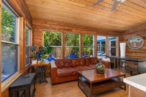 Boho Ranch in Hip East Austin with cowboy pool & hot tub - Image 3