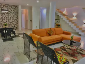 Urban Exclusive Large: 3Bedroom+ 3.5bathroom House - Image 5