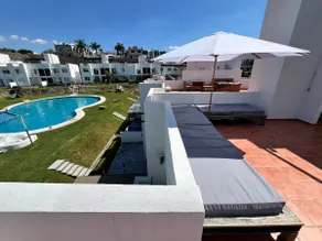 Luna Teques Terrace - Image 5