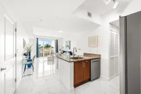 Serenity Ocean 2 Luxury condo —Parking Included - Image 5