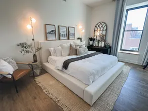 One of a kind loft | 4BR Near KC & Overland Park - Image 4