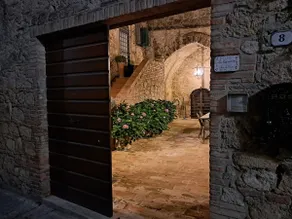 La Terrazza, historic Tuscan stone residence with garden and terrace in Cetona - Image 3