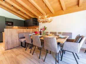 Luxury lodge with sauna near ski resorts - Image 5