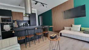 Cozy Apartment at Lake 1 - Image 2