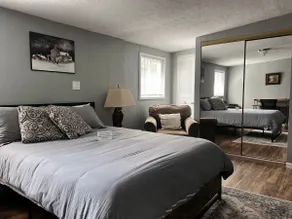 Manor house renovated with rustic charm - Image 5