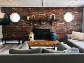Manor house renovated with rustic charm - Image 2