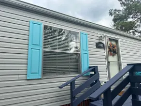 Delightful 3 bedroom 2 bath Mobile Home - Image 2