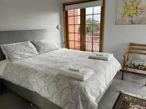 Boutique Central Townhouse - Image 5