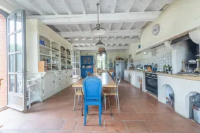 Beautiful large entire gîte with pool and view - Image 4