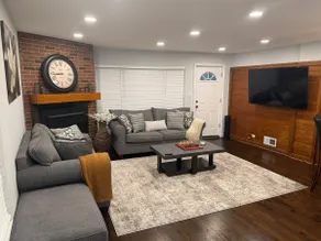 Cheerful 3-bedroom townhome in west rogers park!! - Image 5