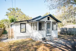 Quaint Cottage, 6 miles to Legoland, Pet friendly! - Image 4