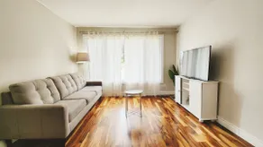 Warm & Renovated 3 Bedroom Suite - Full Kitchen - Image 3
