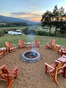 Heaven’s View Lodge, Pool, Pet Friendly - Image 3