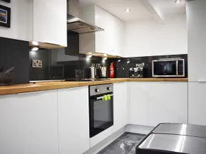 Havelock Court Apartment Whitby - Image 5