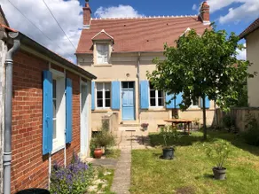 Charming townhouse in the heart of Berry - Image 2