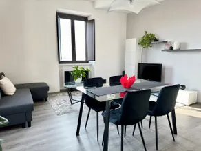 Li Ri Apartment Style - Image 4