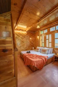 Serenity Wooden cottage jibhi - Image 5