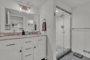 Charming Washington Park Getaway - Image 5