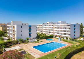 ☼ Pe do Lago 1 Bedroom Apartment with Pool - Image 5