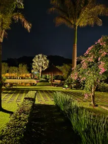 Retreat with illuminated lake, swimming pool and gourmet area - Image 5