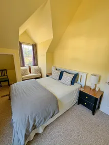 Charming craftsman home on 1.1 acres close to town and beautiful beaches - Image 5