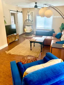 Bohemian chic 2-bedroom home in the Perry District - Image 4