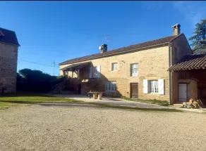 Very nice old farmhouse in a quiet area. - Image 2