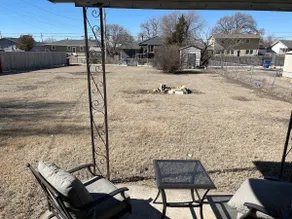 -Cheerful 3 bed home. Inside completely renovated! - Image 5