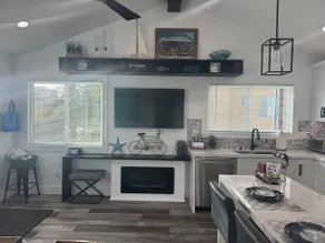 Modern Beach Retreat - Image 5