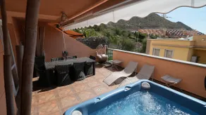 Private Cinema & Jacuzzi: Exclusive Suite - Image 5