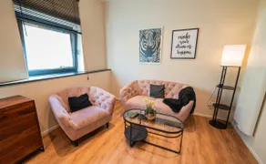 Akazie Suite - Image 3