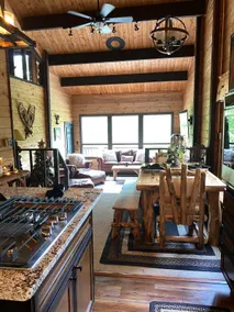 Camp Hope Lake House with hot tub - Image 3