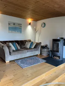 Chestnut,1 bedroom loft apartment with wood burner - Image 5