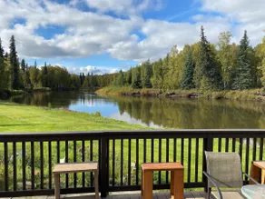 Alaskan cozy cabin located on the Chena River. - Image 3