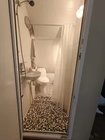 Modern apartment with an old soul - Image 4
