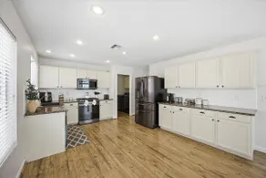 Majestic Pine 4bd/3 bath • Wifi • Pool•BBQ grill - Image 4
