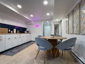 Stylish 1 bedroom apartment by Red Rocks - Image 2