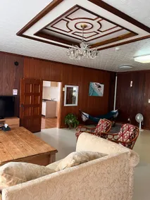 Superb value!Spacious and large house/9 people can stay/5 minutes to the sea! BBQ in the garden! Free parking! Great location! - Image 3