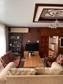 Superb value!Spacious and large house/9 people can stay/5 minutes to the sea! BBQ in the garden! Free parking! Great location! - Image 4