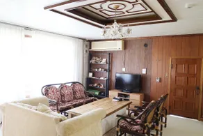 Superb value!Spacious and large house/9 people can stay/5 minutes to the sea! BBQ in the garden! Free parking! Great location! - Image 2