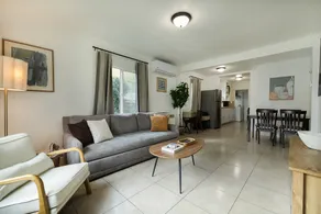✹Cozy Apt in the Heart of Dtwn Riverside ✹ - Image 2