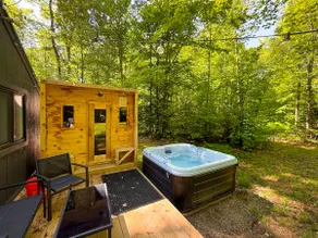 Mountain Chalet w/ Hot Tub, Sauna, Firepit - Image 2