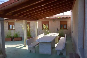 Ocean views, porch and private parking 5 minutes from the beach - Image 3