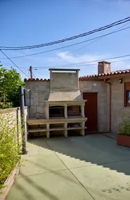 Ocean views, porch and private parking 5 minutes from the beach - Image 2