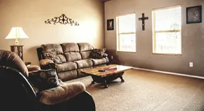 Comfy Cozy 2 bedrooms 1 ba, 70” & 40” TV, & Grill - Image 2